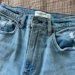 High rise Abercrombie and Fitch Jeans! Wide leg